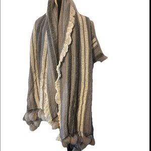 Tyrihans Gray/ Cream Waved Strap Scarf/Shawl 100% Wool Pom-pom Details 34 x 80”